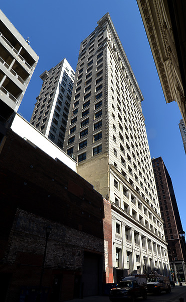 Land Title & Trust Building Annex