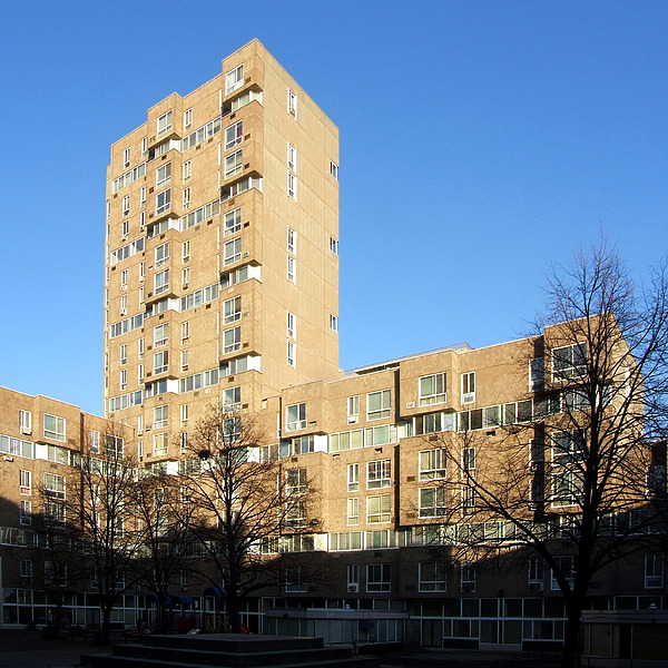 Riverview 1 - 85 Riverdale Avenue by John Cahill