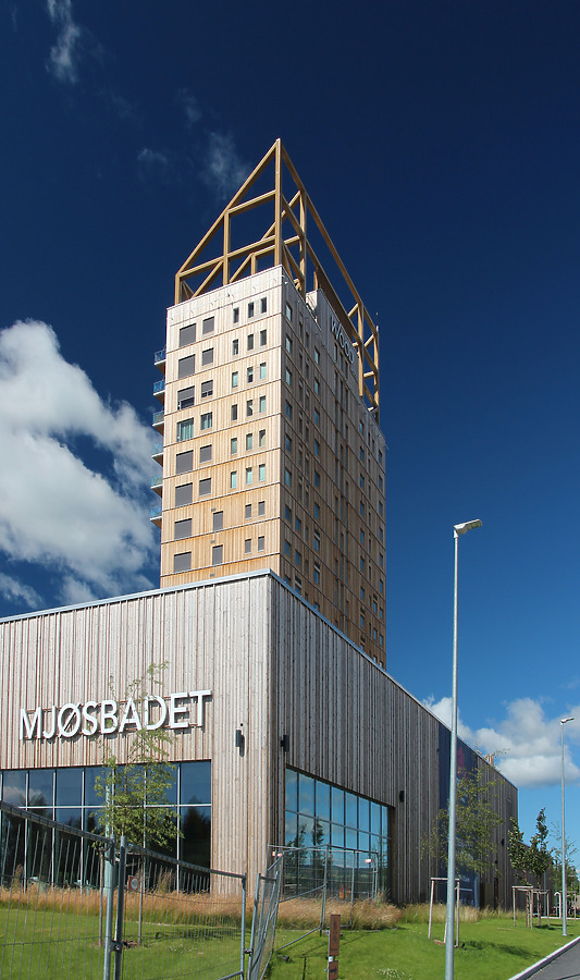 Mjøstårnet by Kjetil Balog