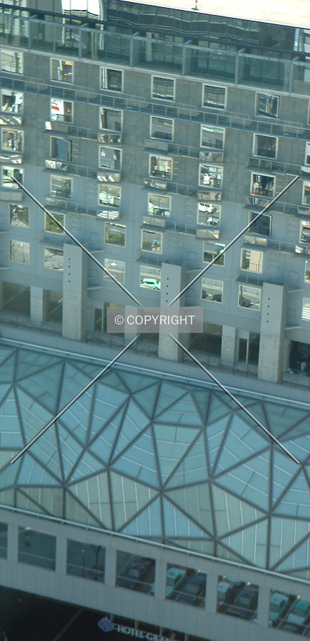 Hotel Granvia Kyoto by Andrew Stewart