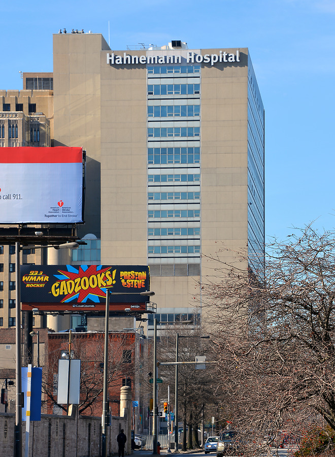 Hahnemann University Hospital North Tower by John W. Cahill