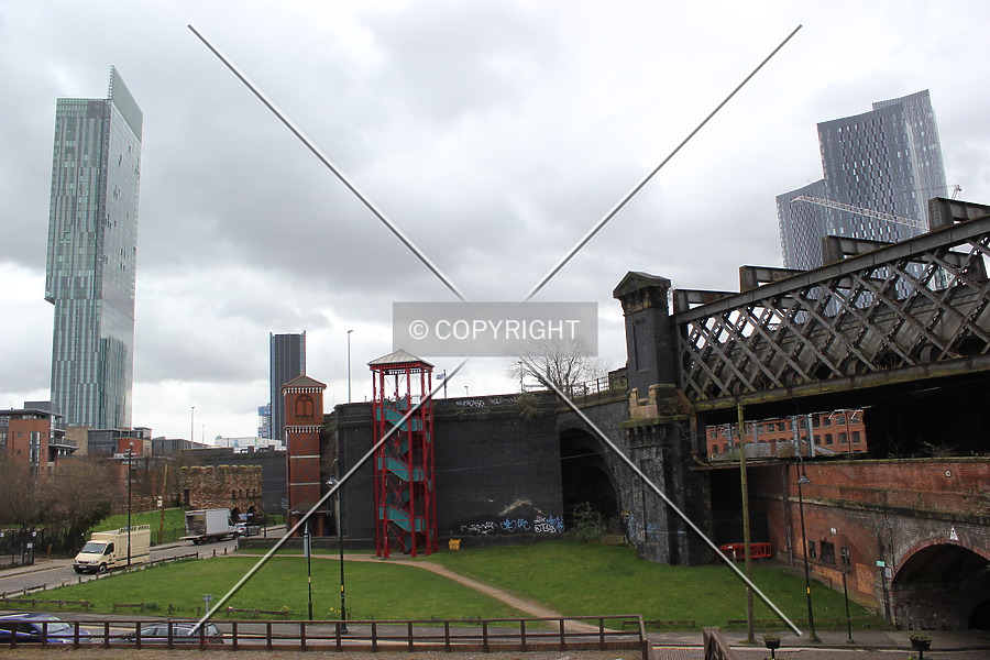 Beetham Tower by Florian Barbier