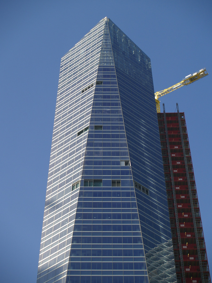 Torre de Cristal by Cesar Serrano
