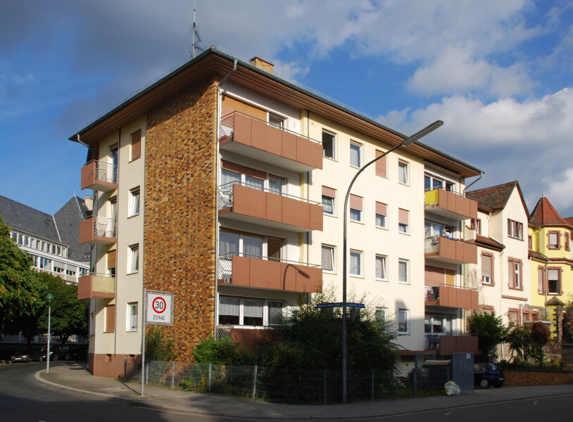 Hochheimer Straße 12