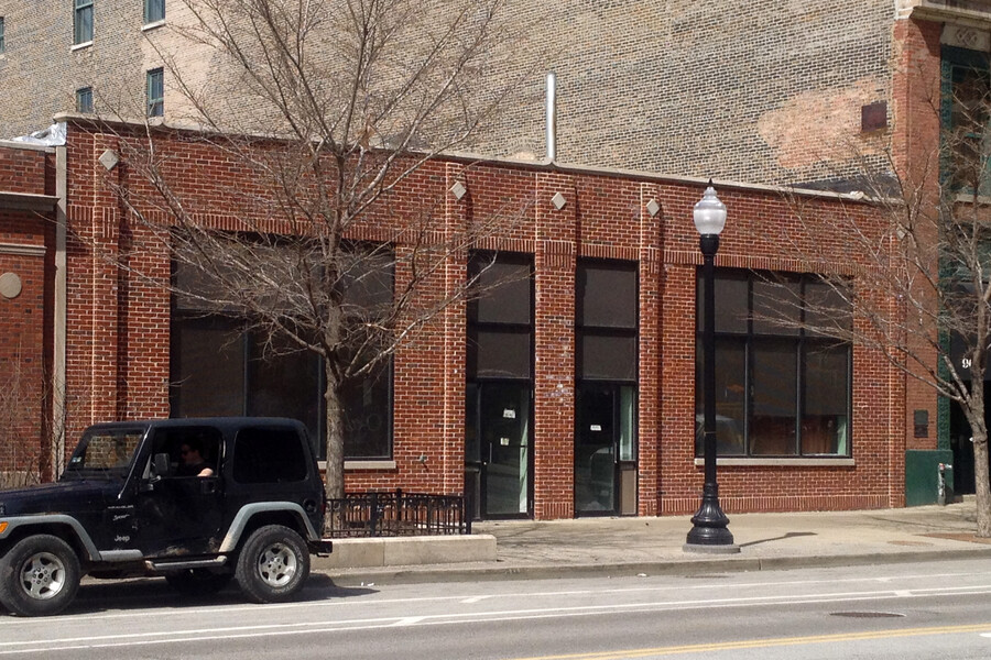 906-908 South Wabash Avenue