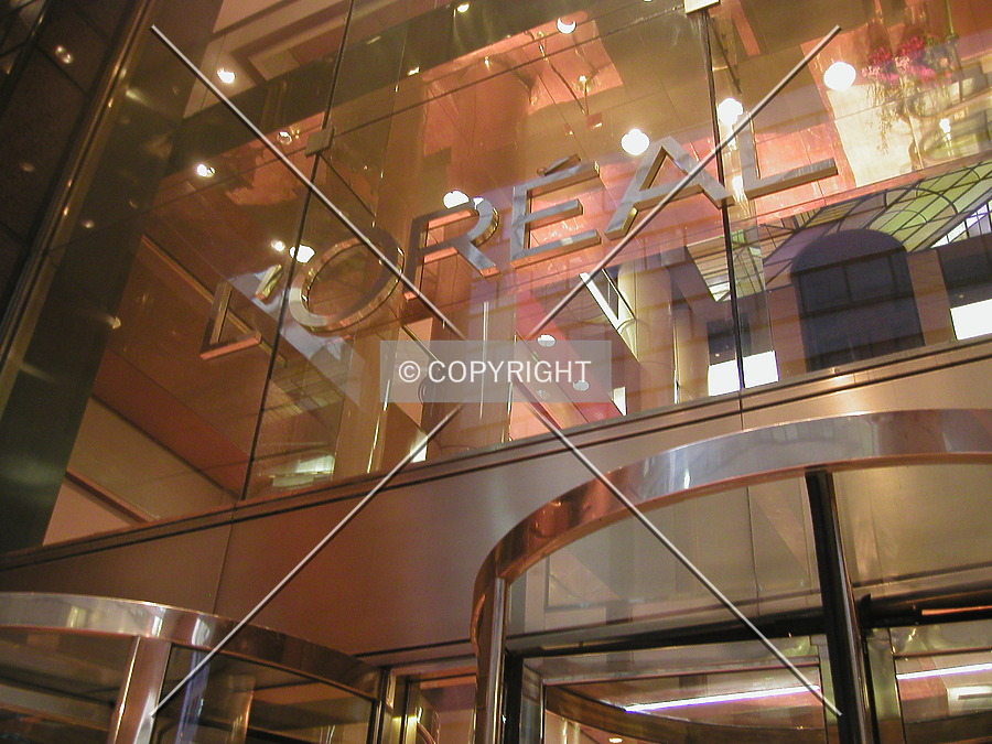 575 Fifth Avenue by Nephilim