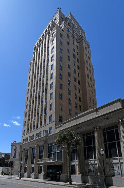 610-984-024