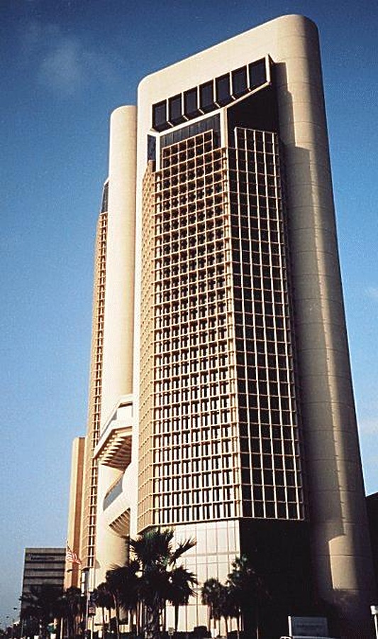One Shoreline Plaza - North Tower by Kevin Lehnhardt