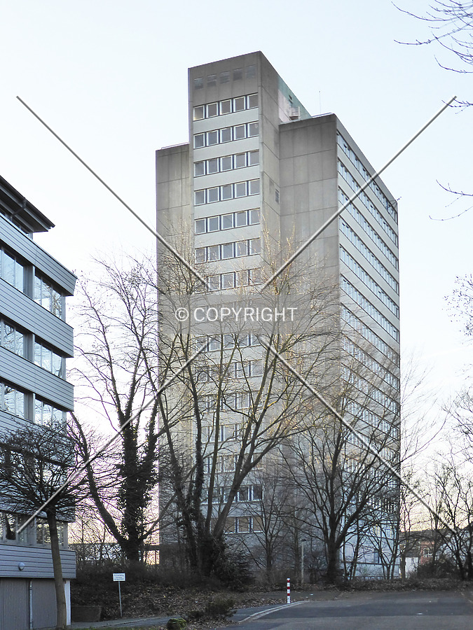 Dienstgebäude Platanenweg by Nephilim