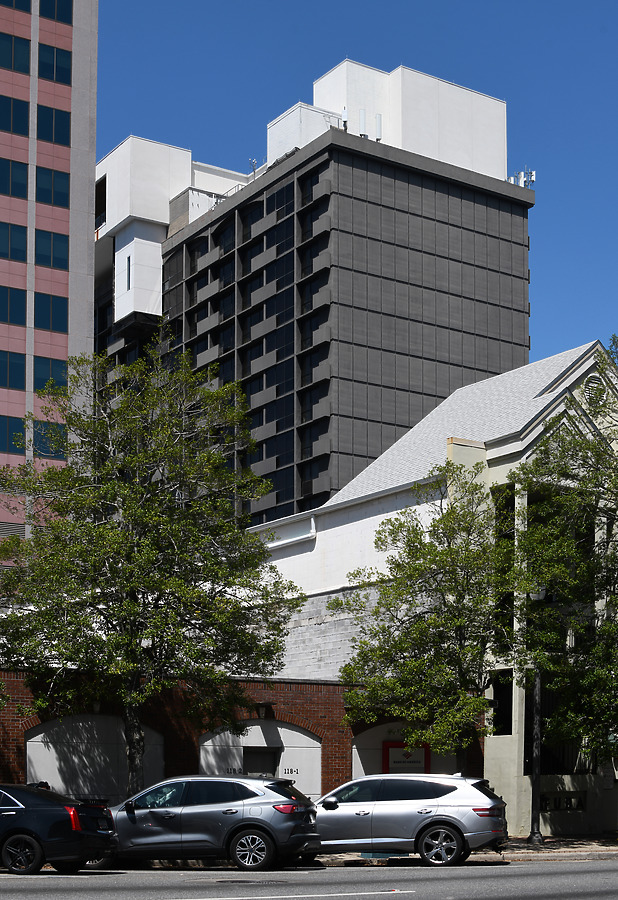DoubleTree by Hilton Hotel Tallahassee by John W. Cahill