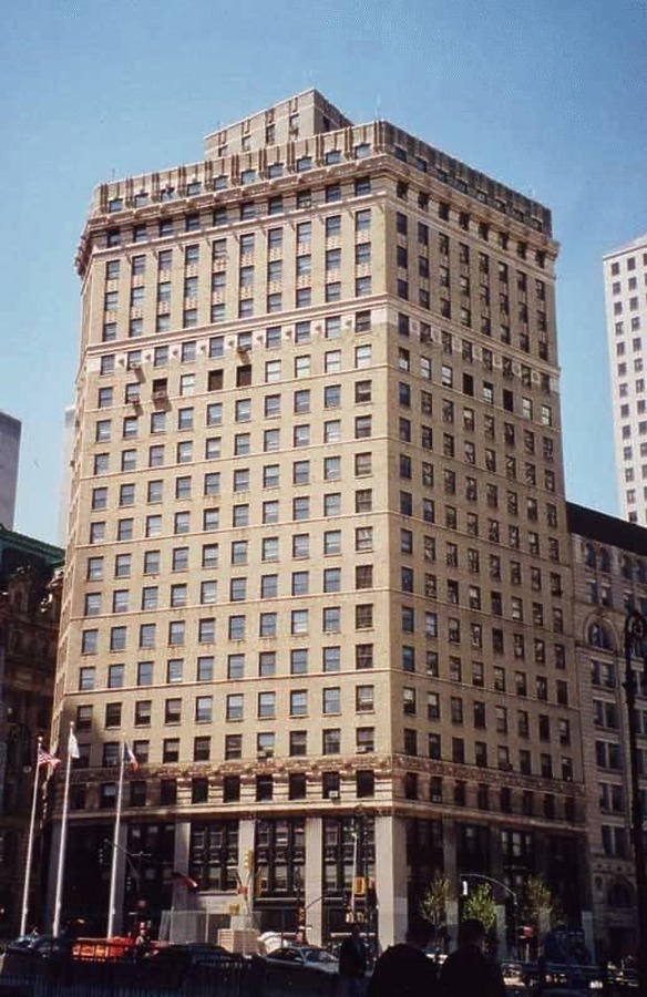 Court Square Building by Nate Lindsey