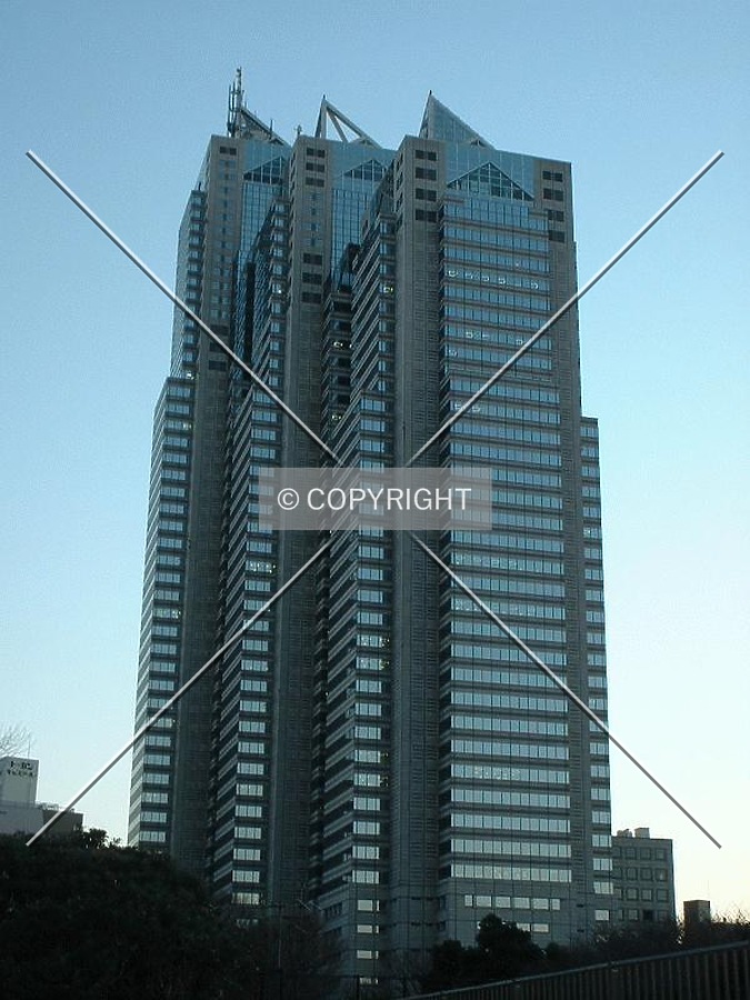 Shinjuku Park Tower by Andrew Stewart