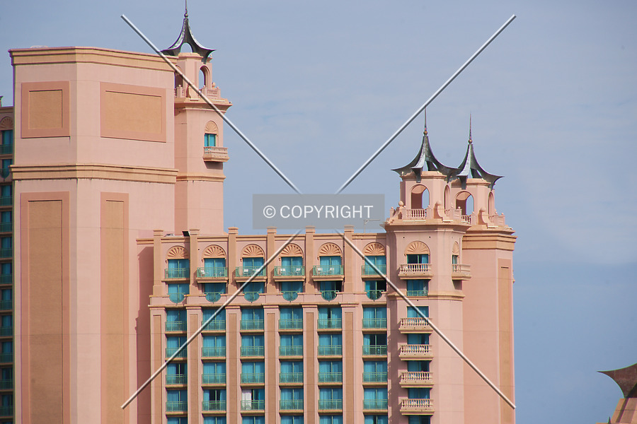 Atlantis Royal Tower East by Nephilim