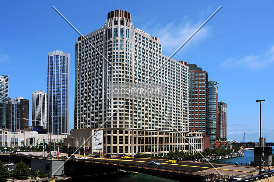 Sheraton Chicago Hotel & Towers by Jorge Molina