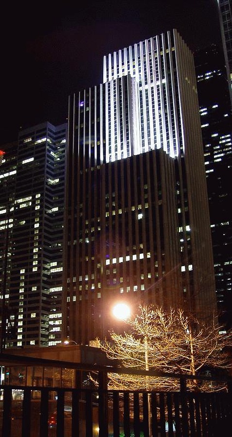 901 Fifth Avenue by Garrett Stout