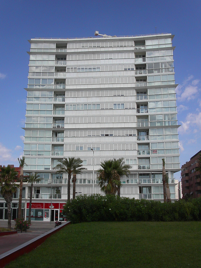Torre Front Marítim by Cesar Serrano