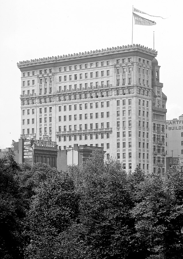 Chase Manhattan Bank Building by Detroit Publishing Co.