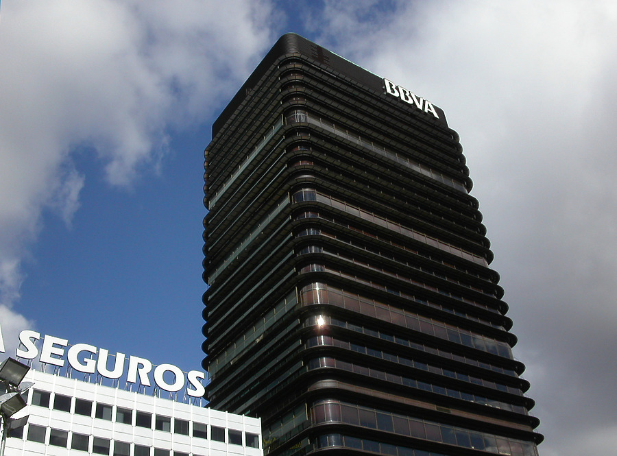 Banco de Bilbao by Cesar Serrano