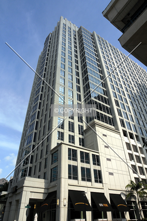 Bank of America Plaza by Jorge Molina