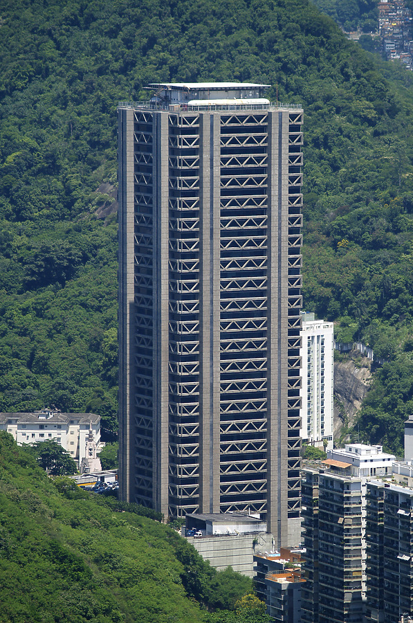 Rio Sul Center by Cesar Serrano