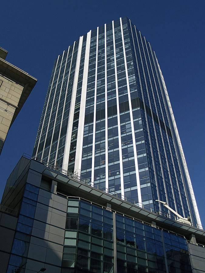 99 Bishopsgate by Cesar Serrano