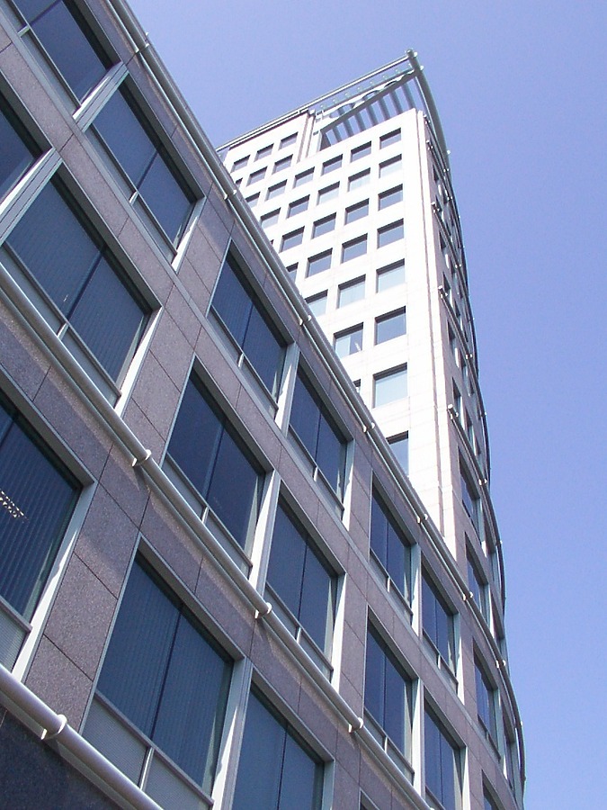 Mannheimer Versicherung by Daniel Kieckhefer