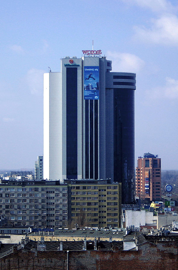 Millennium Plaza by Pavel Toczynski