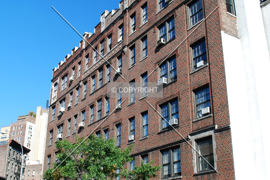 225 West 12th Street