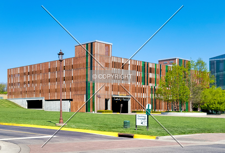 North Nall Avenue Car Park by Ryan Hildebrand