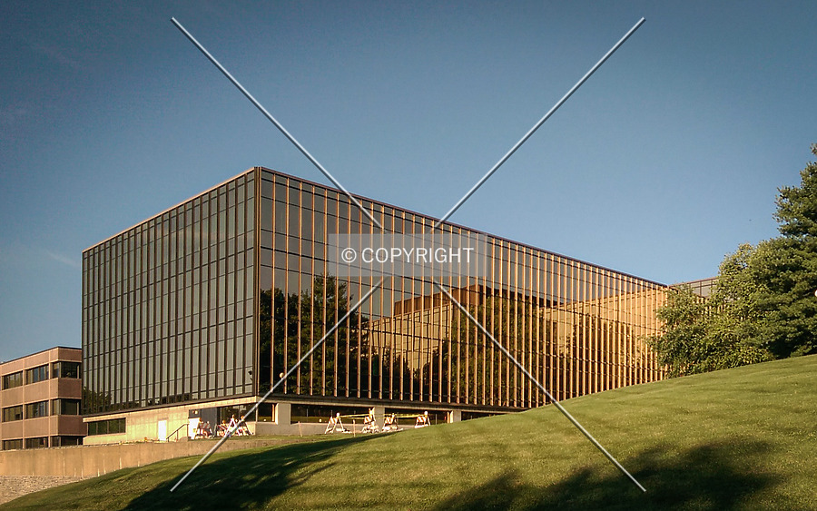 Monsanto Building G by Ryan Hildebrand