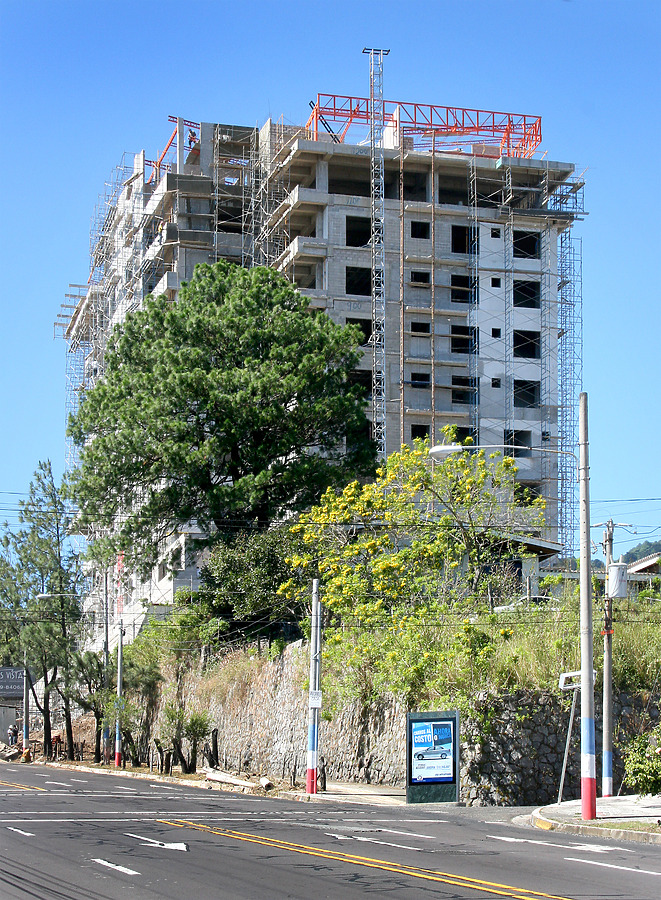 Condominio Las Vistas by Jim Schwartz