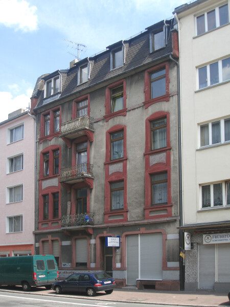 Hohenstaufenstraße 12