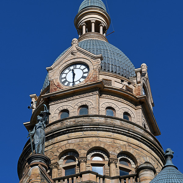 Trumbull County Courthouse by John W. Cahill