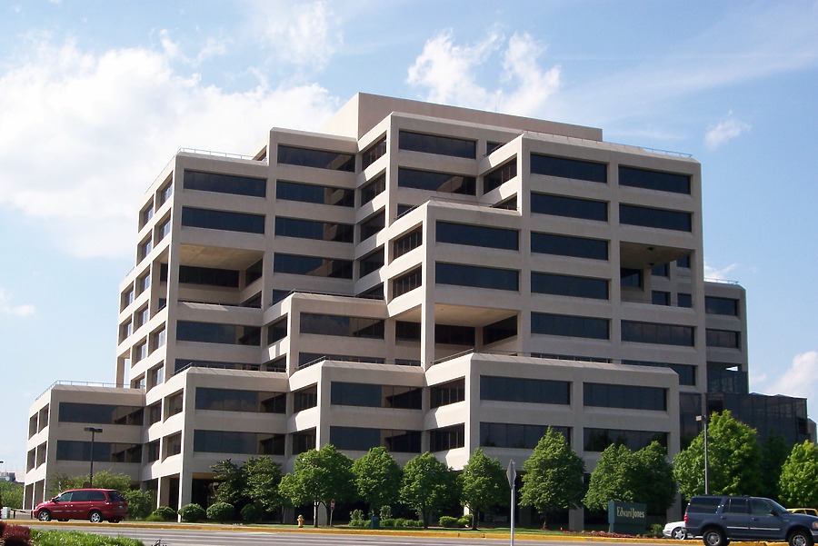 Edward Jones Building by Ryan Hildebrand