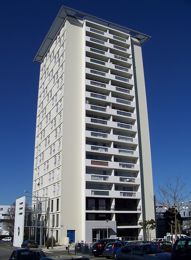 58 Rue Pierre Blandin by Florian Barbier