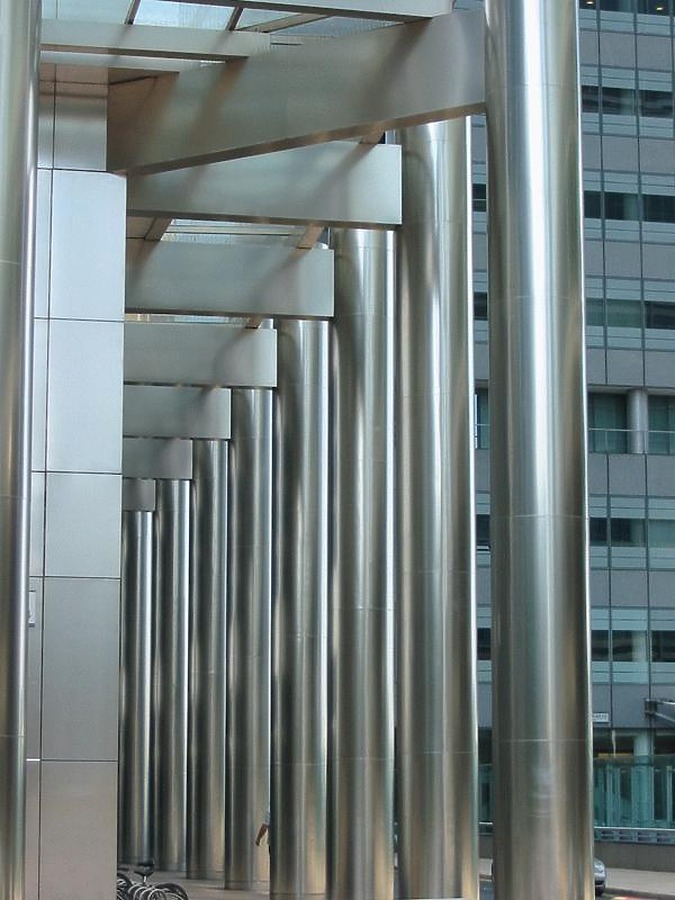 One Canada Square by Jonathan Smith