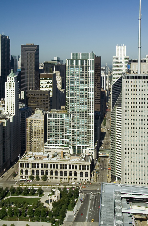 The Heritage at Millennium Park by Pavel Toczynski