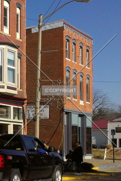 613 Avenue G