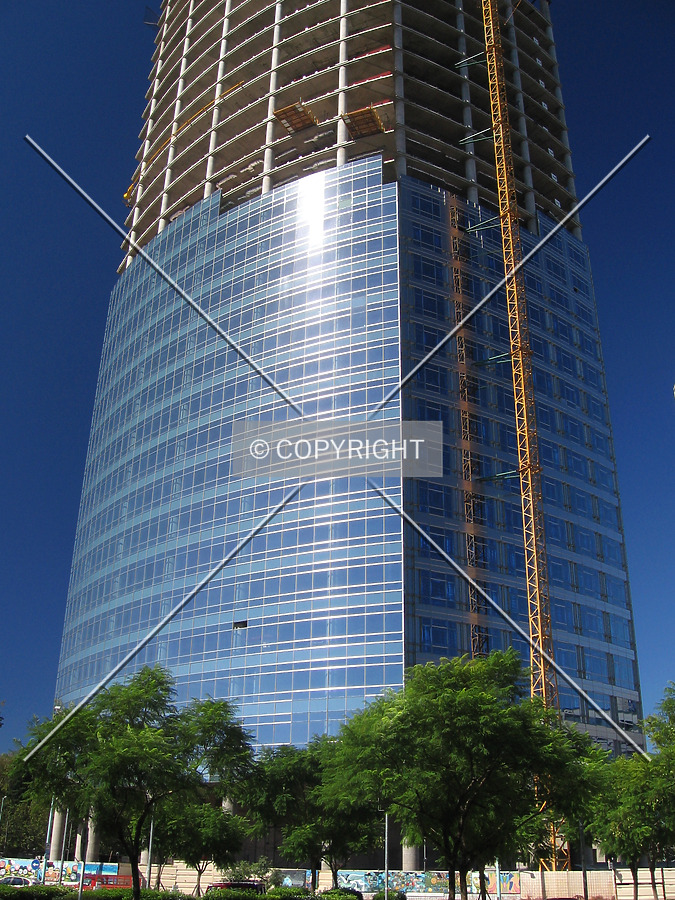 Torre Repsol YPF by Maximiliano Buono