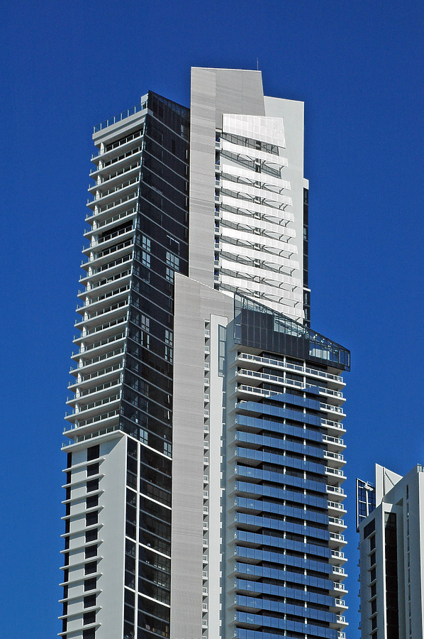 Circle on Cavill North Tower by John Bek