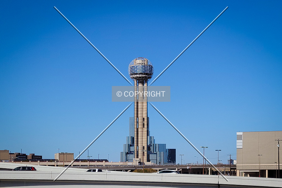 Reunion Tower by Ryan Hildebrand