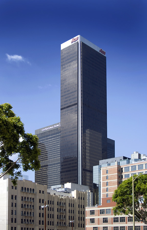 Aon Center by Jim Schwartz