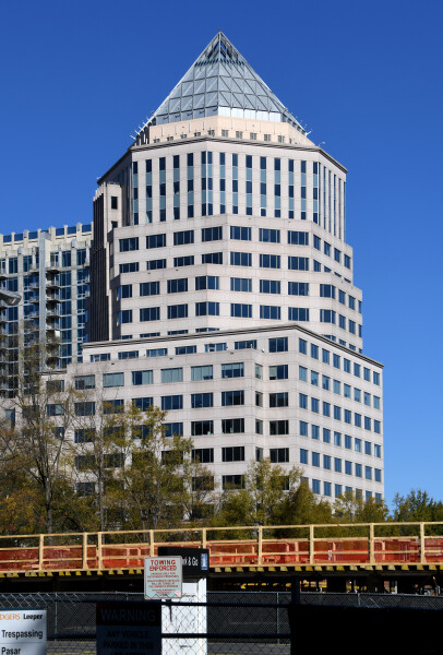 525 North Tryon