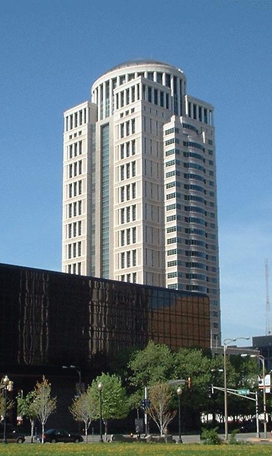 Thomas F. Eagleton United States Courthouse by James Peacock