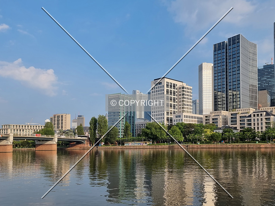 MainTor Panorama by Nephilim