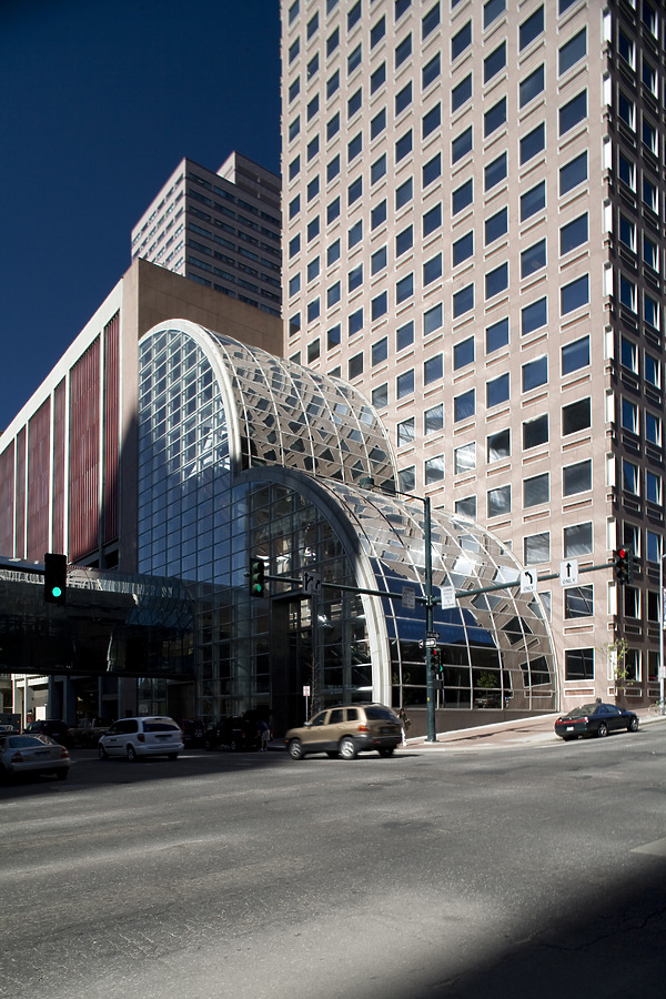 Wells Fargo Center by Pavel Toczynski