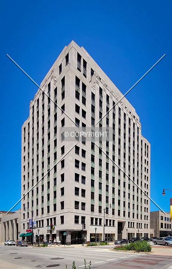 Illinois Building by Ryan Hildebrand
