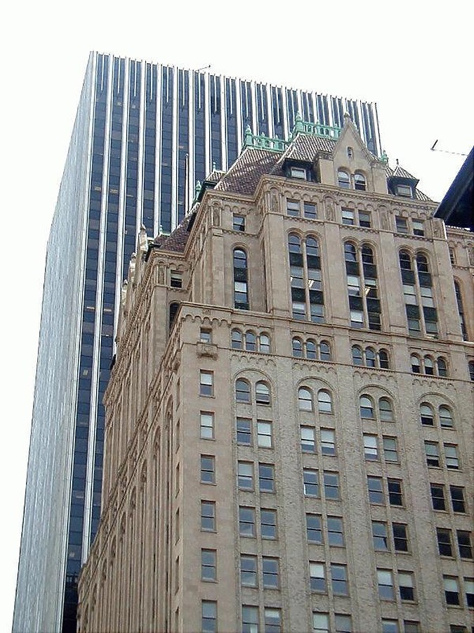 Hunter-Dulin Building by Garrett Stout