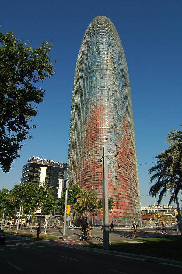 Torre Glòries by David Guija