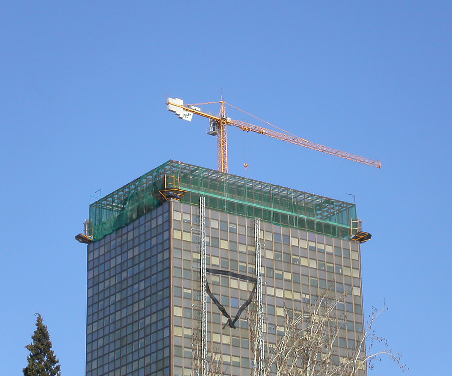 Edificio Windsor by Cesar Serrano
